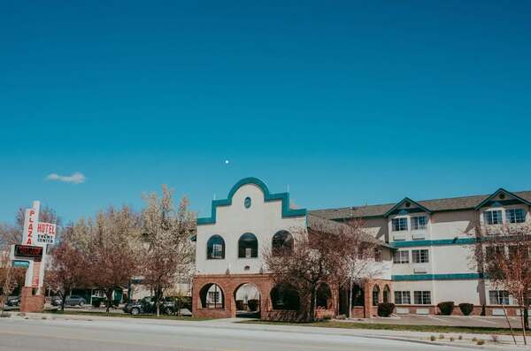 Plaza Hotel And Event Center