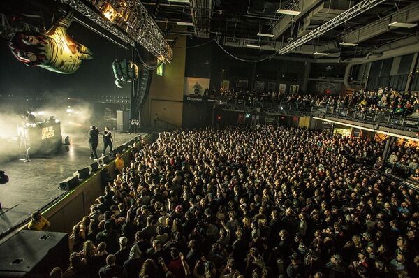 Stage AE