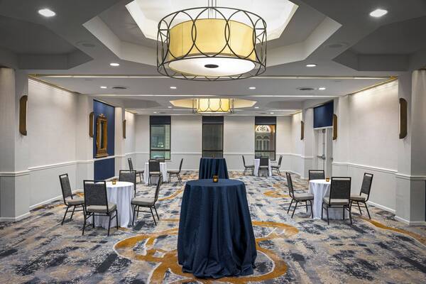 DoubleTree by Hilton Hotel Philadelphia Center City