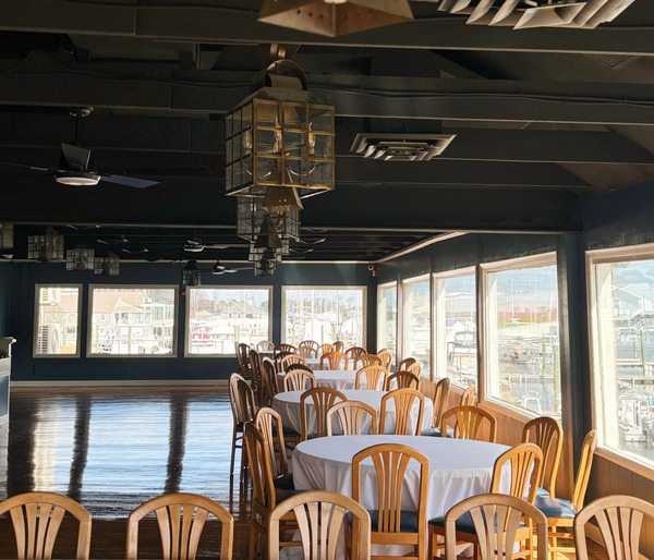 Finn's Harbourside