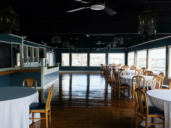 Finn's Harbourside