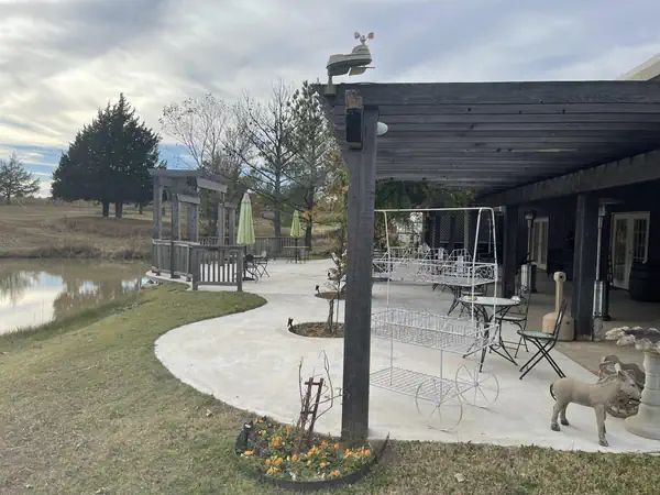 Sparks Vineyard & Winery