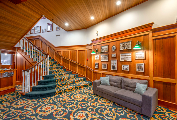 Painter's Lodge