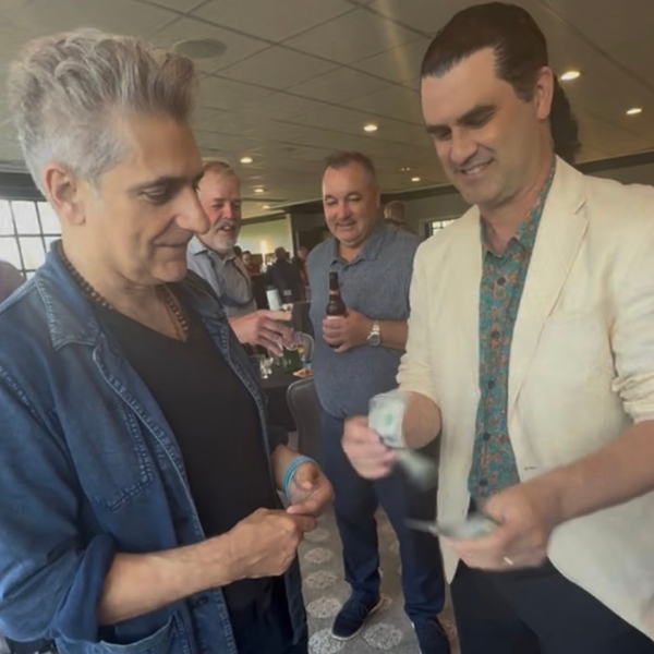 Ken Salaz Mentalist and Magician