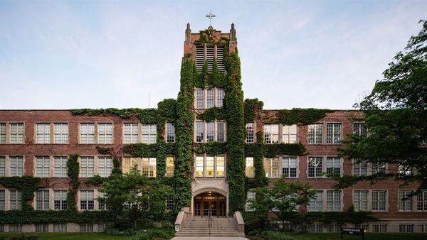 Aquinas College