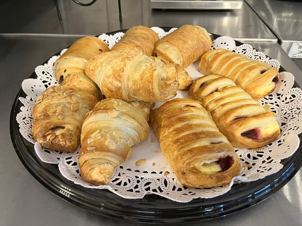 Sweet Deli Cafe & Catering