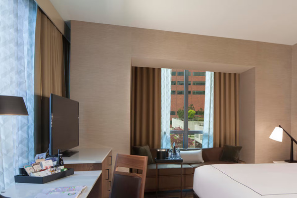 The Porter Hotel