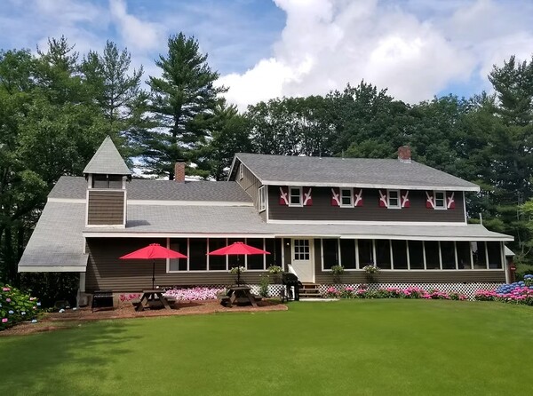 Frontenac Lodge