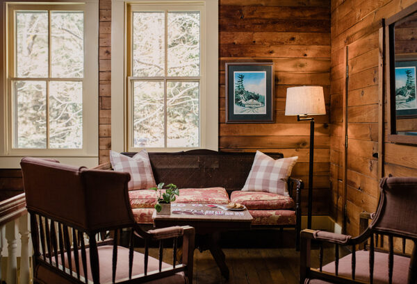 The Mast Farm Inn