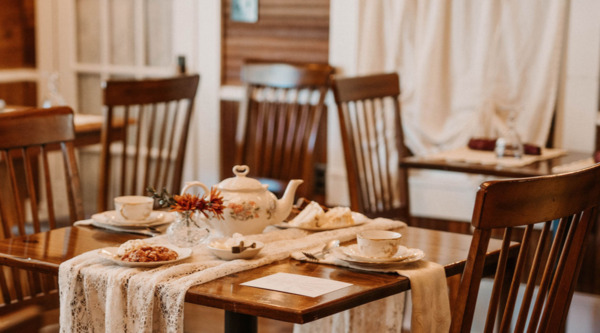 The Mast Farm Inn