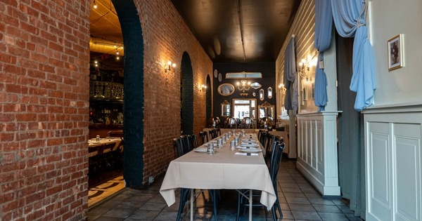 The Hollow Bar + Kitchen
