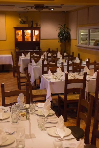 Mezza Luna Restaurant