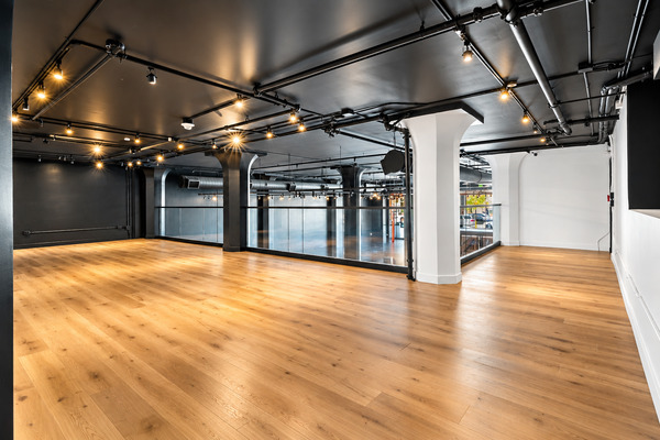 950 South Broadway LLC