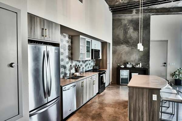 Artsy Apartment Studio