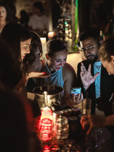 Brown Magic – Comedy Magician & Mentalist.