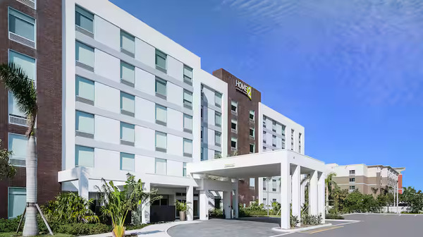 Home2 Suites by Hilton Dania Beach
