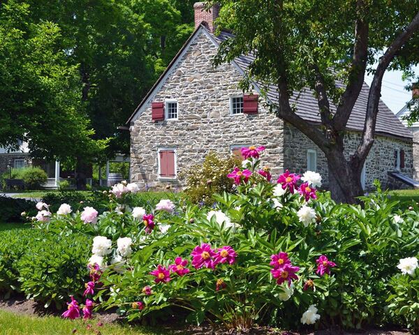 Historic Huguenot Street