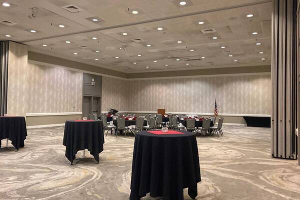 DoubleTree by Hilton Hotel Tucson - Reid Park