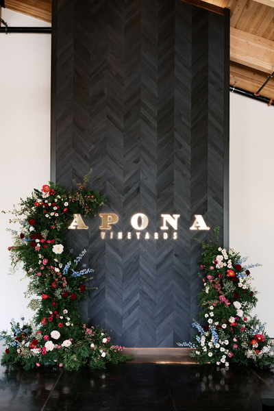 Apona Vineyards