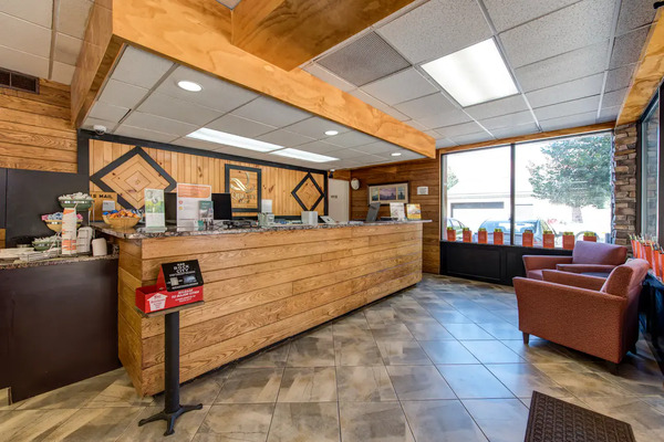 Quality Inn Creekside - Downtown Gatlinburg
