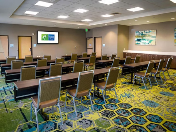 Holiday Inn Express & Suites Salt Lake City South - Murray