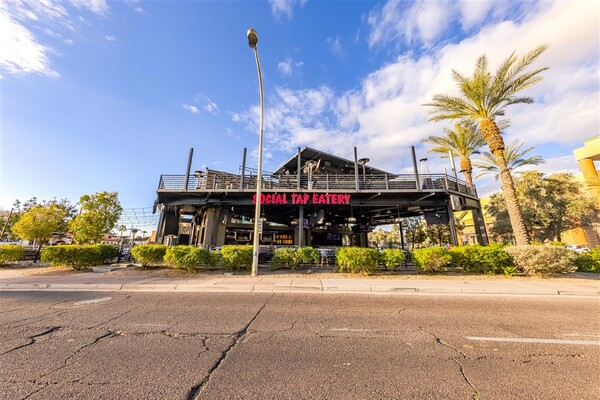 Social Tap Eatery Scottsdale