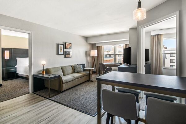 Residence Inn Phoenix Glendale Sports & Entertainment District