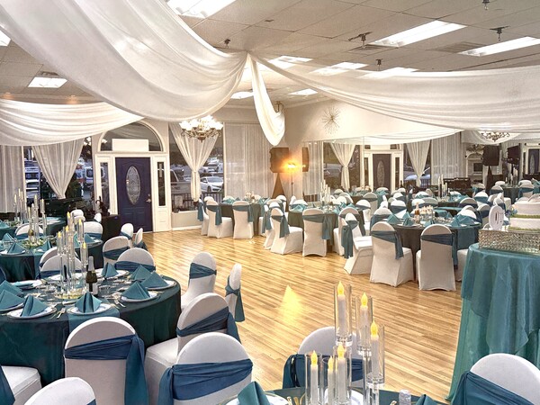 A Step To Gold Community Ballroom