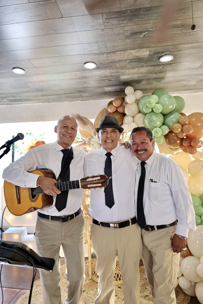 Trio Los Tres Elegantes