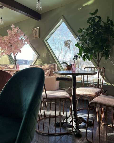 Life Garden Hall