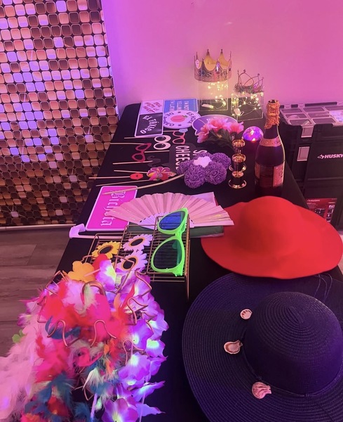 Mi Familia Photobooth & Events