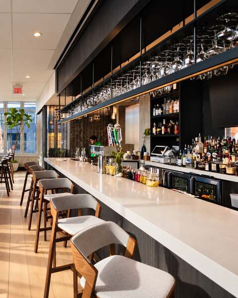 OU LA Restaurant & Bar