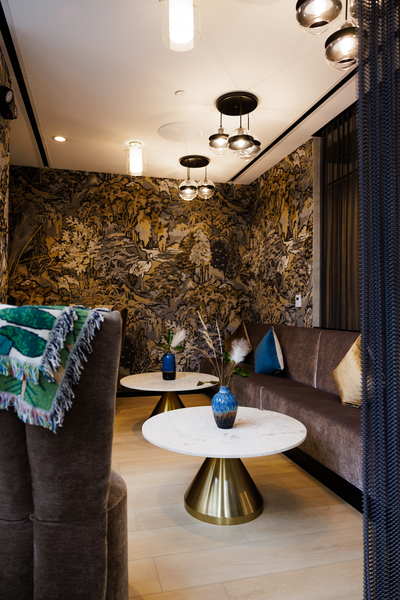 OU LA Restaurant & Bar