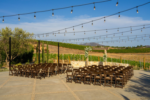 Truffle Pig Winery by Wedgewood Weddings