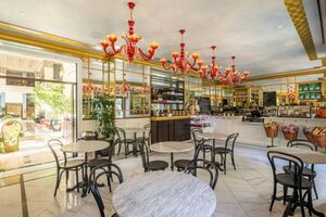 Cafe Ora