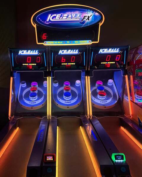 Colonial Bowling & Entertainment