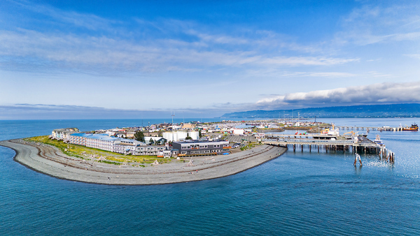 Land's End Resort