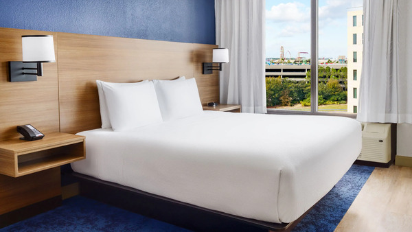 Hyatt Place across from Universal Orlando Resort