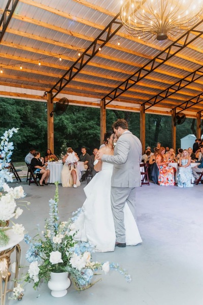 Chandelier Oaks Venue