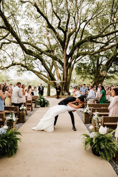 Chandelier Oaks Venue