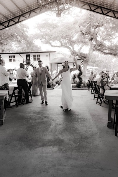 Chandelier Oaks Venue