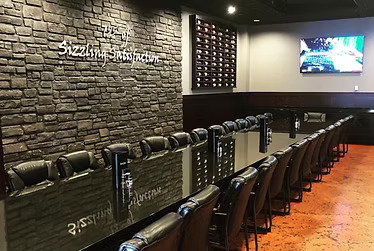 Black Rock Bar & Grill - Utica
