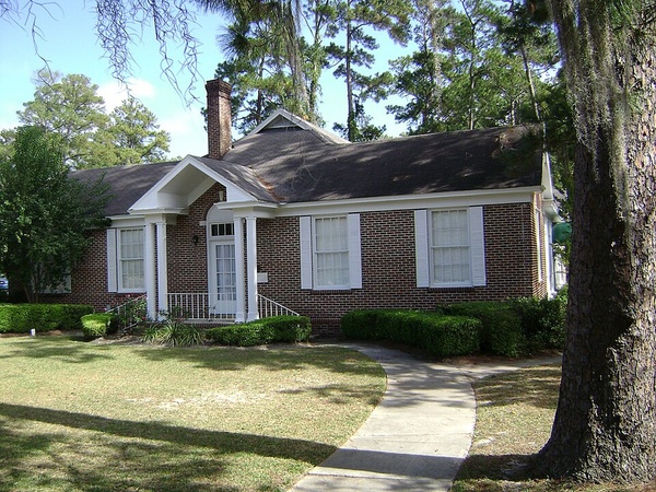 Womans Building