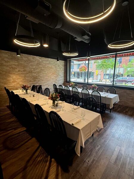 Torey's Restaurant & Bar