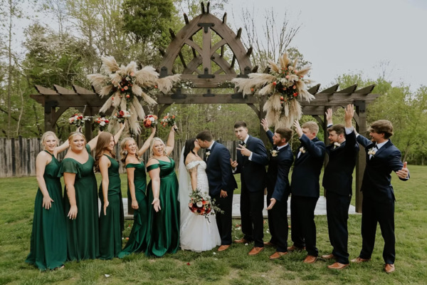 Hidden Creek Farm Weddings
