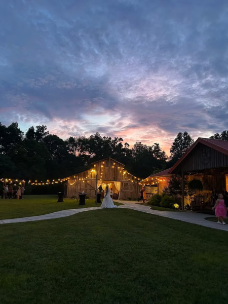 Hidden Creek Farm Weddings