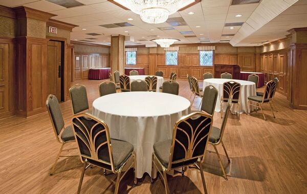 Clayton Plaza Hotel