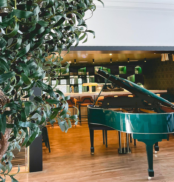 Arlo Kitchen & Bar