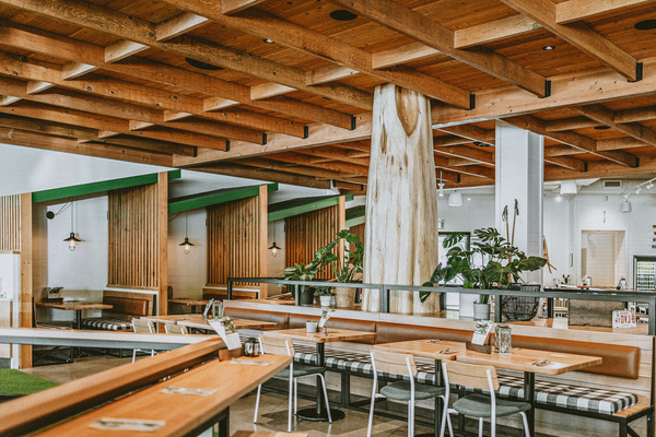 Old Yale Brewing: Abbotsford Craft Brewery & Kitchen