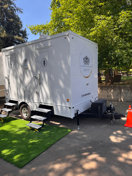 Luxury Restrooms By Colton Creations
